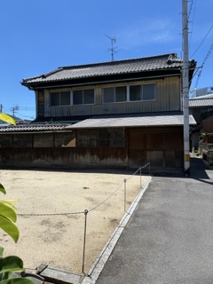 ⾹川県坂出市中央町 空き家