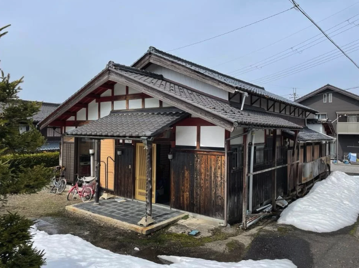 滋賀県⻑浜市余呉町