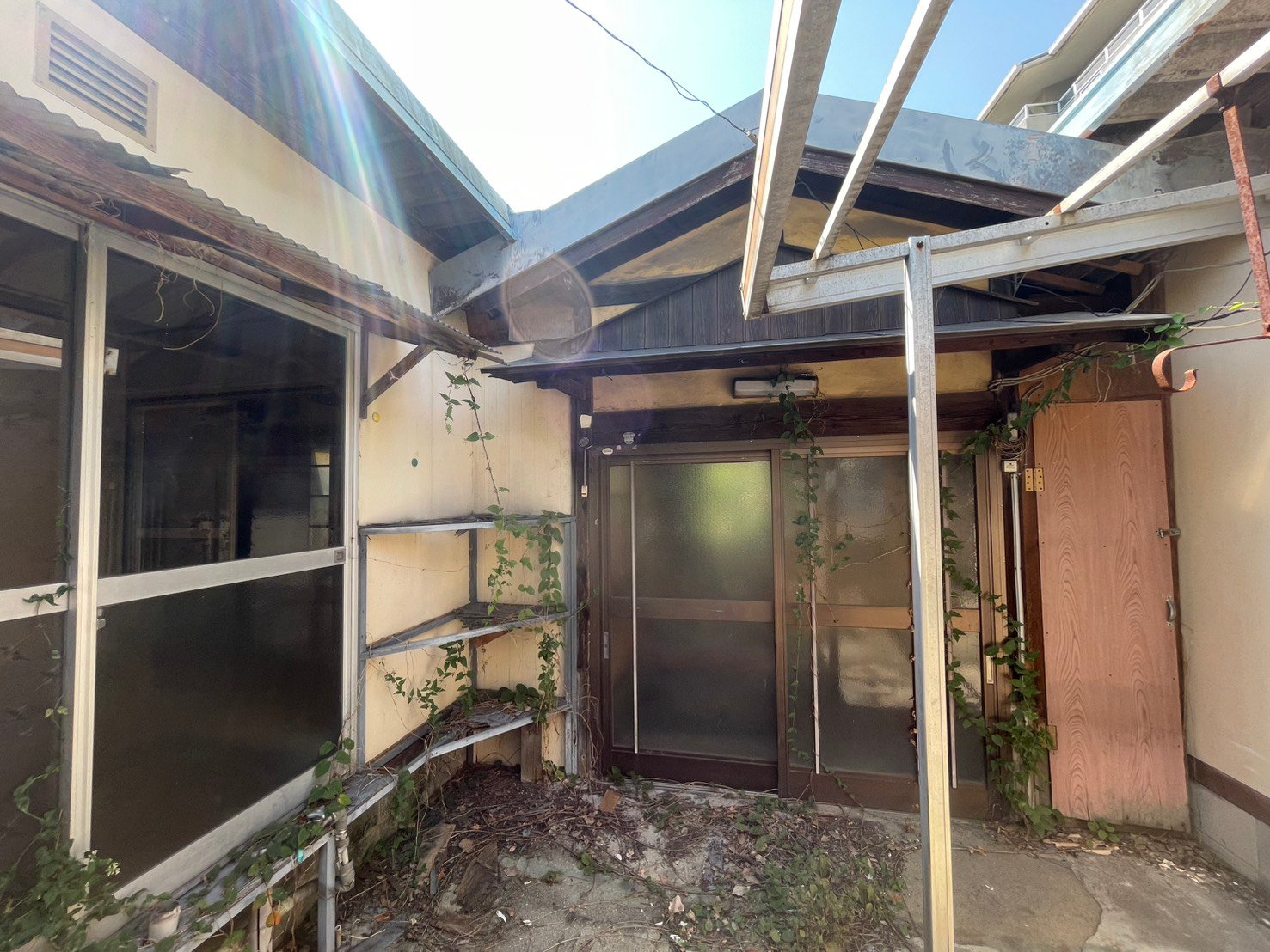 兵庫県加古川市加古川町粟津
