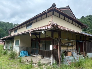 兵庫県宍粟市⼭崎町⼤沢
